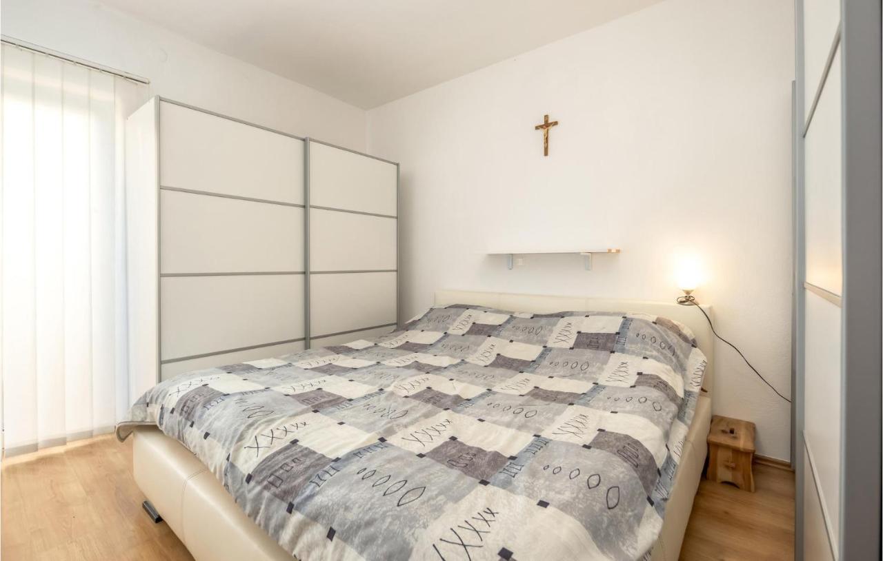 Nice Apartment In Crikvenica With House Sea View Luaran gambar