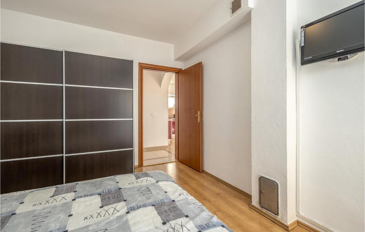 Nice Apartment In Crikvenica With House Sea View Luaran gambar