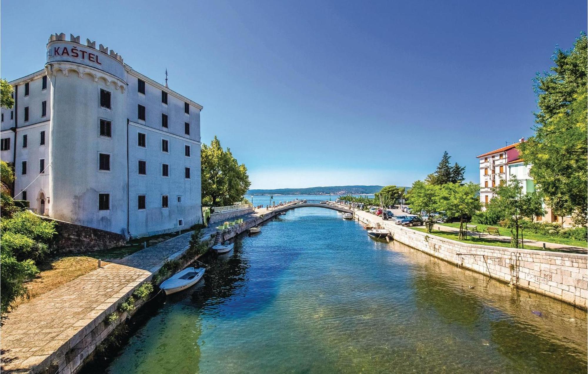 Nice Apartment In Crikvenica With House Sea View Luaran gambar