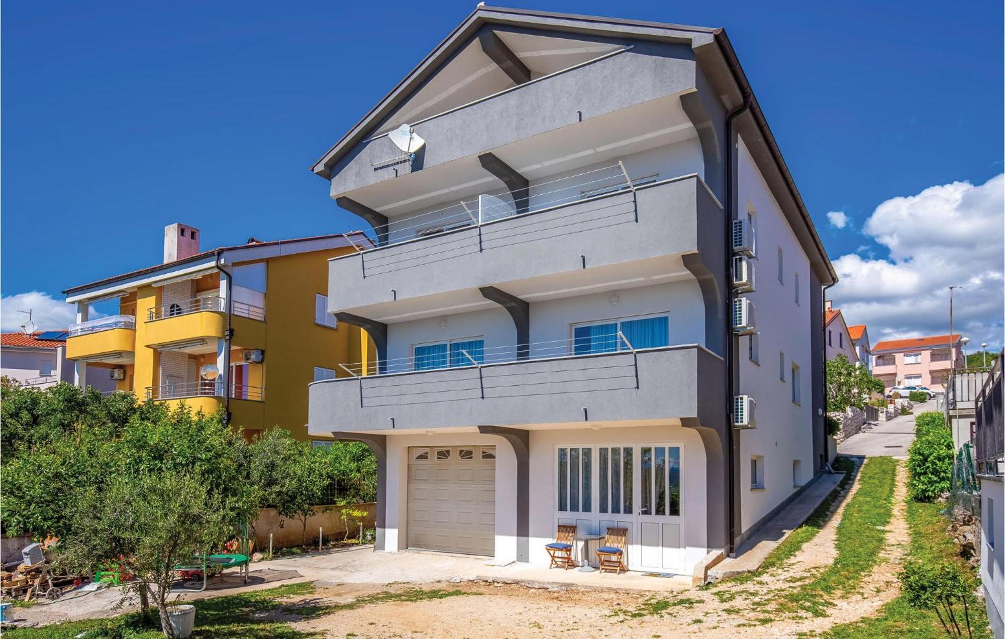 Nice Apartment In Crikvenica With House Sea View Luaran gambar
